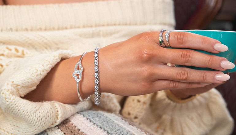 How to Wear Stackable Bracelets, Jewelry Trends