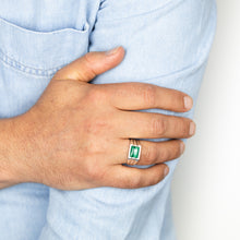 Load image into Gallery viewer, Sterling Silver 2.35 Carat Malachite Gents Ring