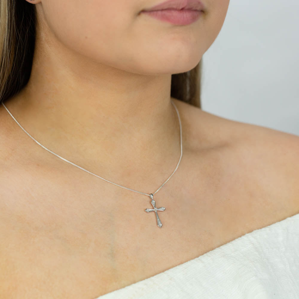 Sterling Silver Diamond Cross with 5 Brilliant Diamonds