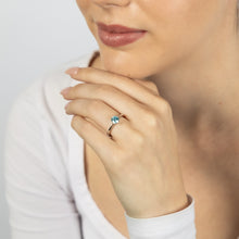 Load image into Gallery viewer, Sterling Silver Sky Blue Cubic Zirconia 6 Claw Ring