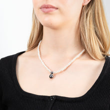 Load image into Gallery viewer, White Freshwater Pearl Necklace